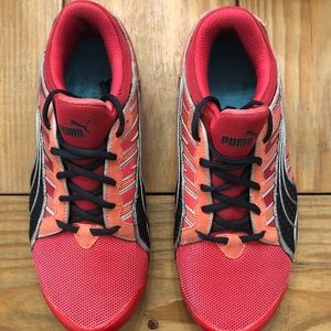 Puma 10 cell Sz 8.5 Cranberry Orange
